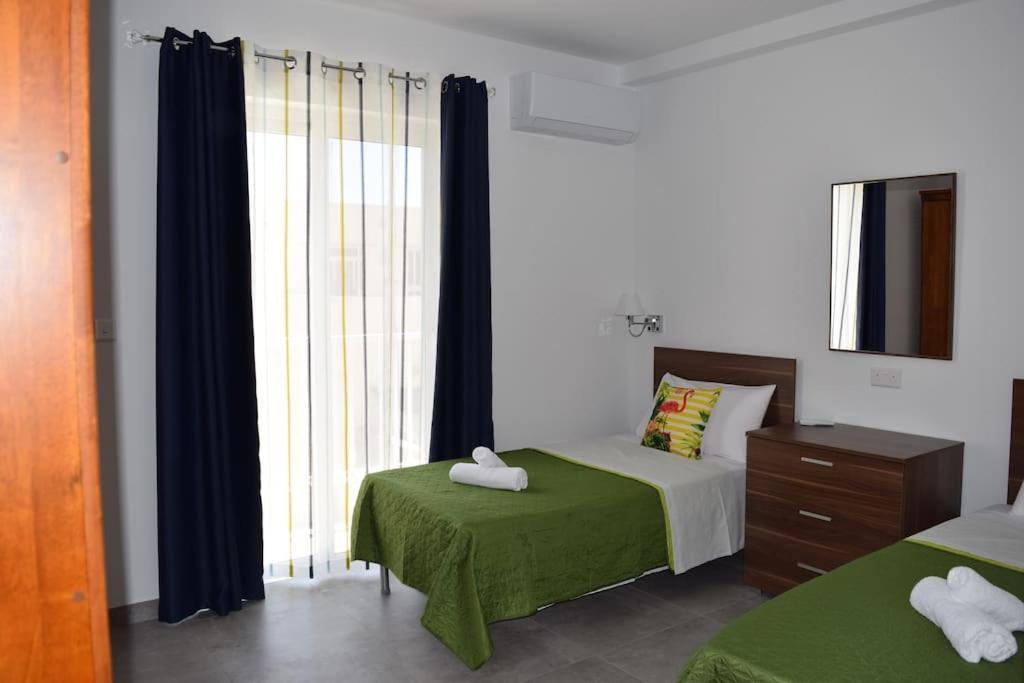 Lovely 3-Bedroom Apartment In L-Iklin Экстерьер фото